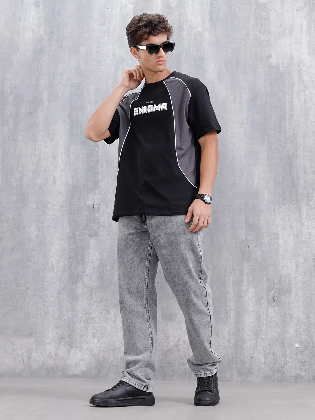 Casual Men Sporty Look Oversized Fit Tee With Print | Black - Image 4