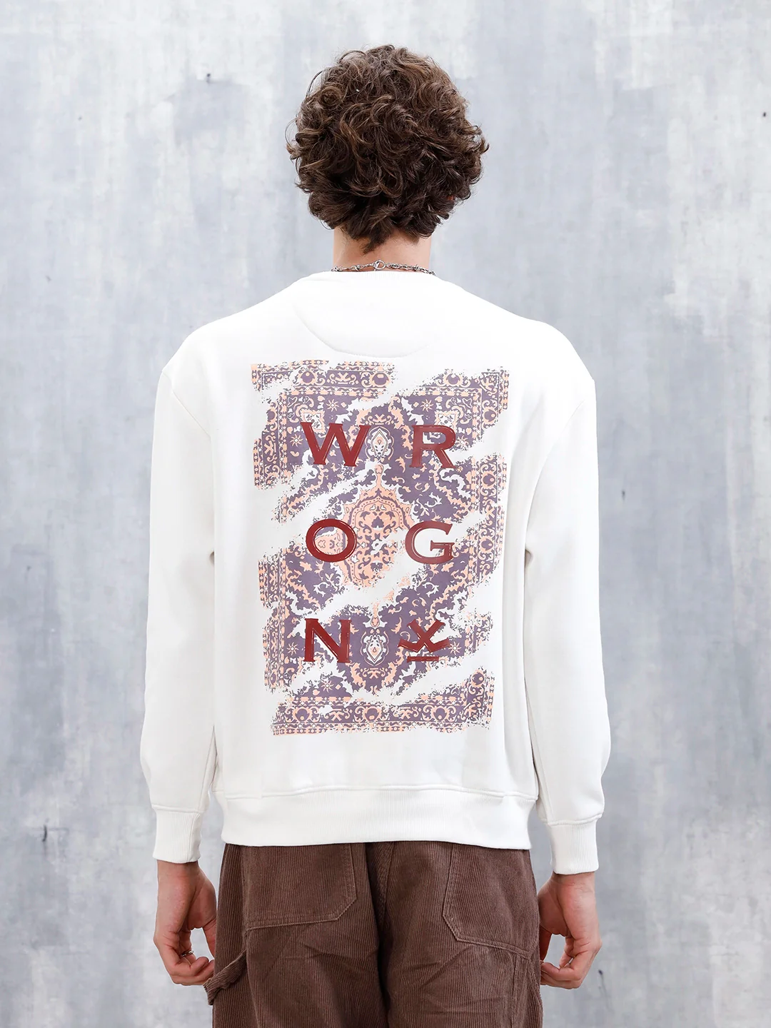 Casual Oversized Sweatshirt With Graphic | Off White - Image 3