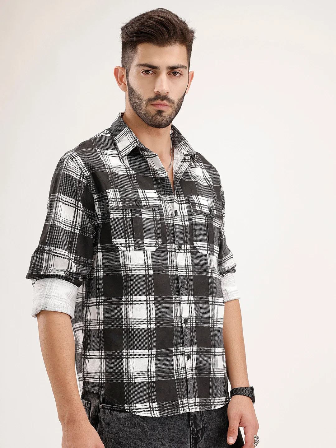 Classic Double Pocket Checkered Shirt | Black - Image 4