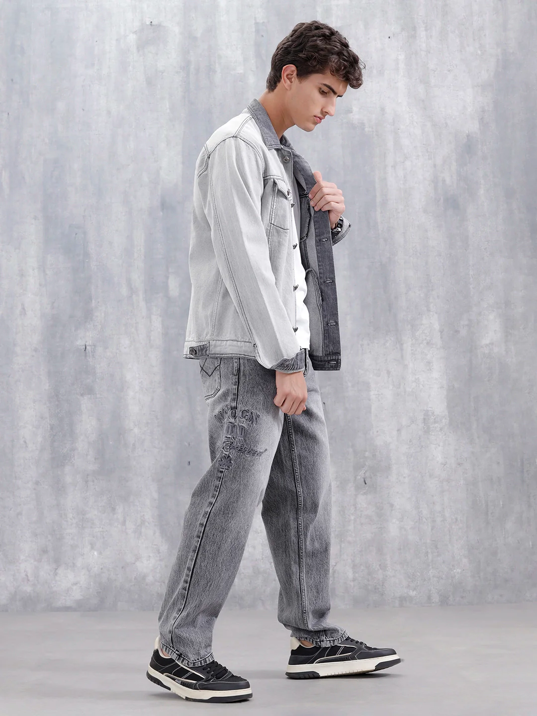 Men Casual Anti Fit Jeans With Embroidery | Grey - Image 2