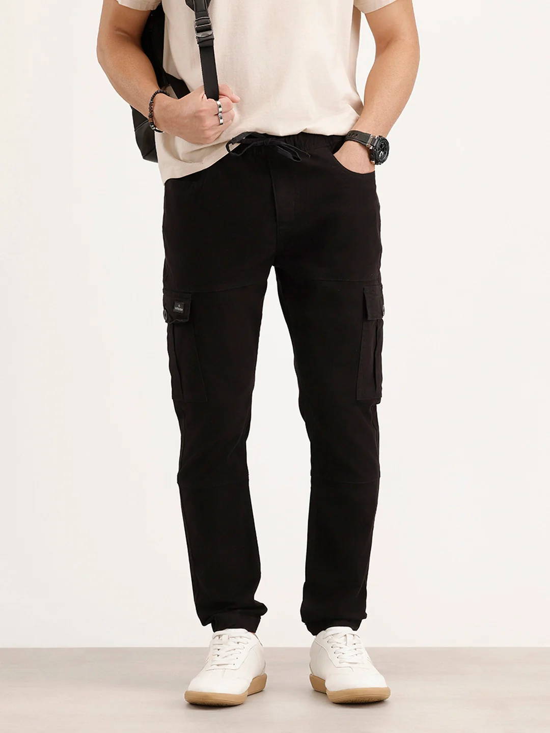 Men’s Solid Cargo Jogger | Black