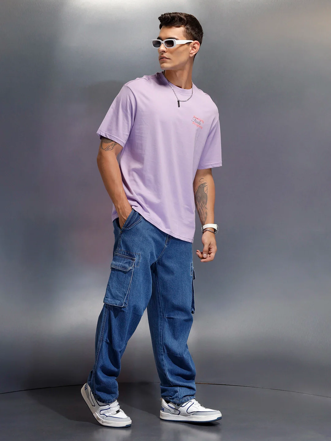 Men's oversized tshirt with graphic print on back | Purple - Image 2