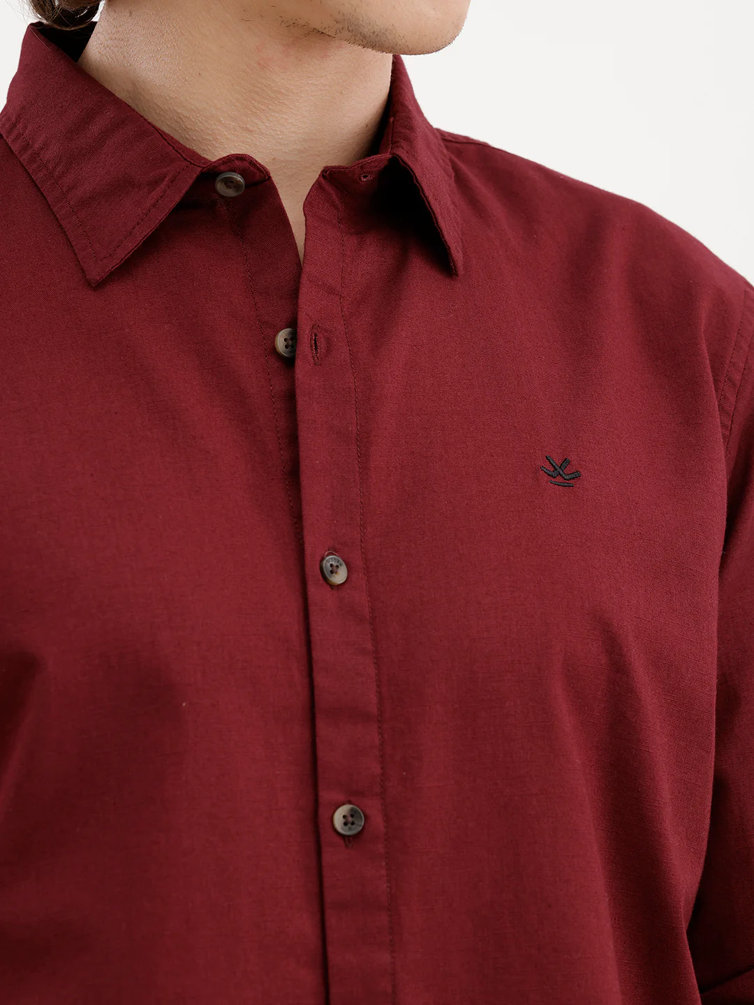 Men's solid shirt with clean tailoring and comfort fit | Wine - Image 5