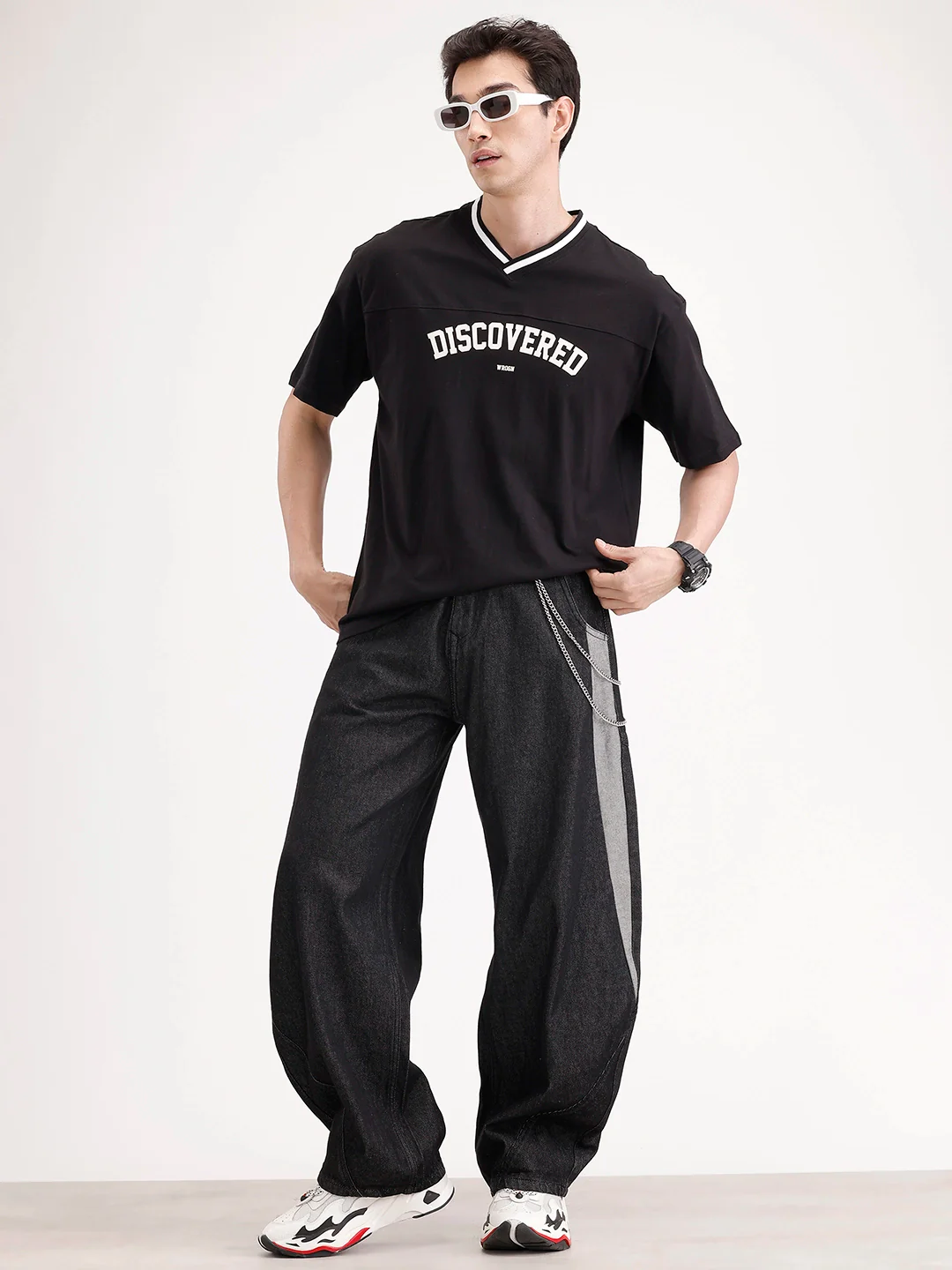 Oversized Contrast Collar T-Shirt | Black - Image 2