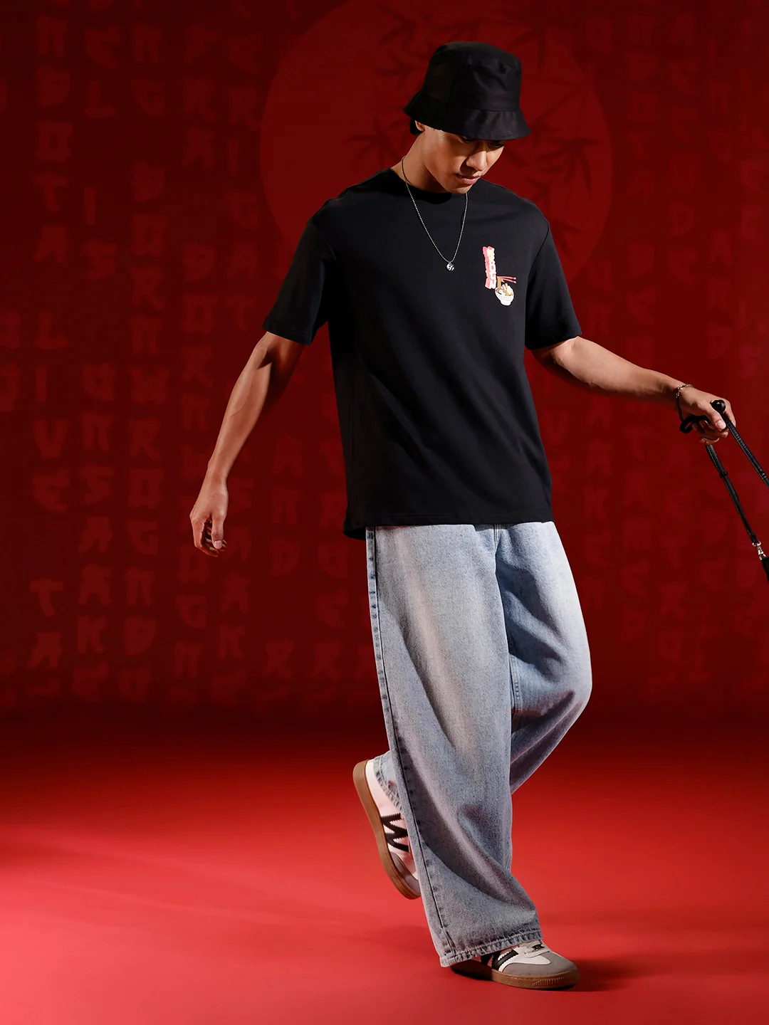 Oversized ramen graphic T-shirt | Black - Image 2