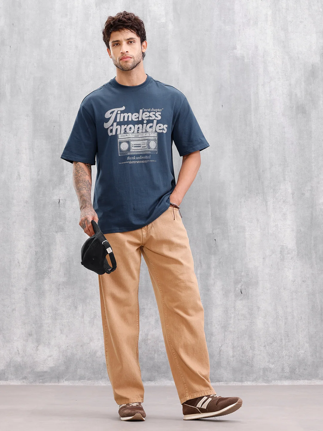 Retro Radio Grpahic Pritned Oversized Fit Tshirt | Blue - Image 2