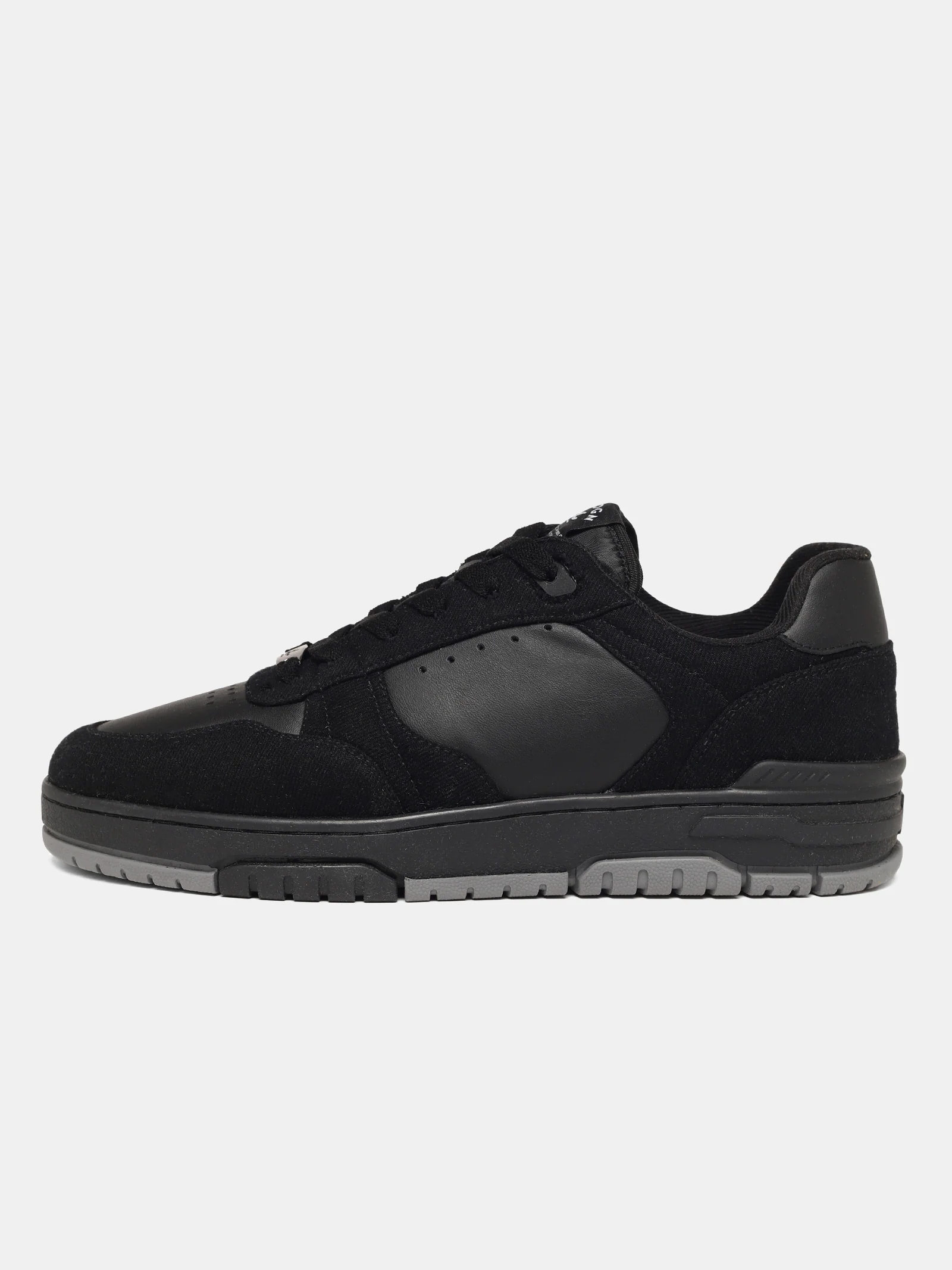 Sneakers | Greyhound After Dark - Image 3