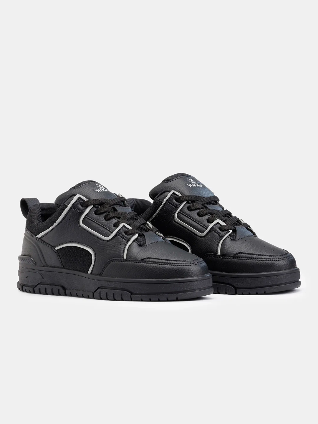 Sneakers | Greyhound Nightline - Image 4