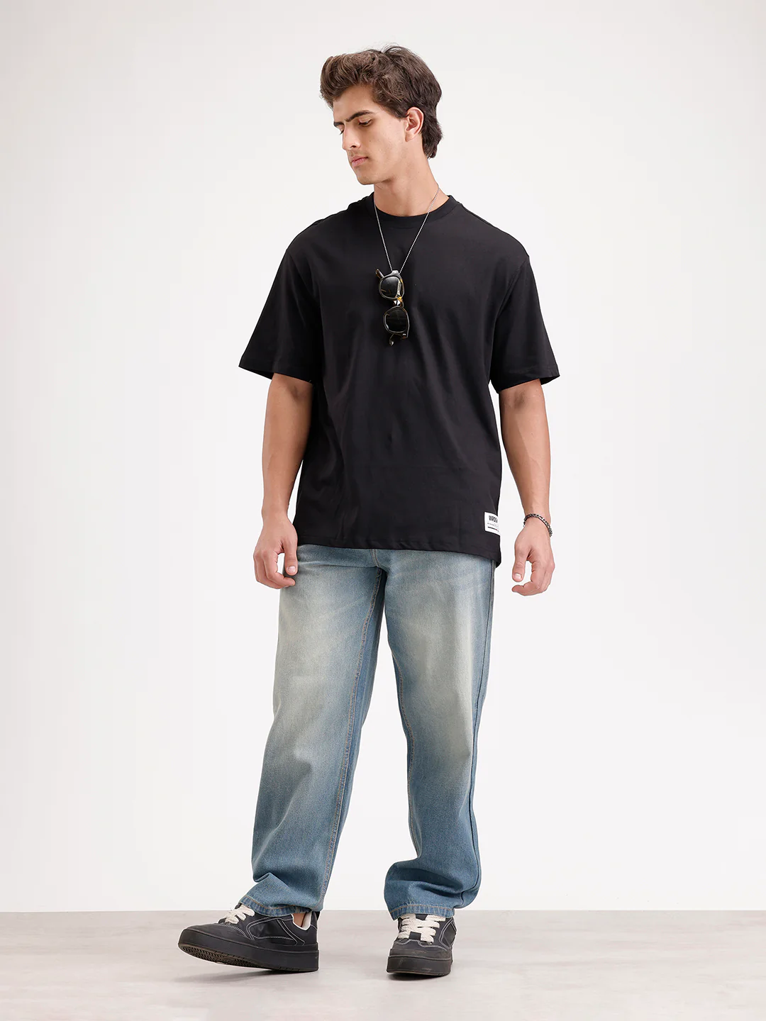 Solid Oversized T-Shirt | Black - Image 2