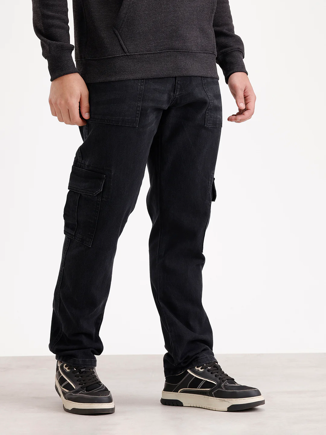 Solid Relaxed Fit Denim Cargo | Black - Image 4