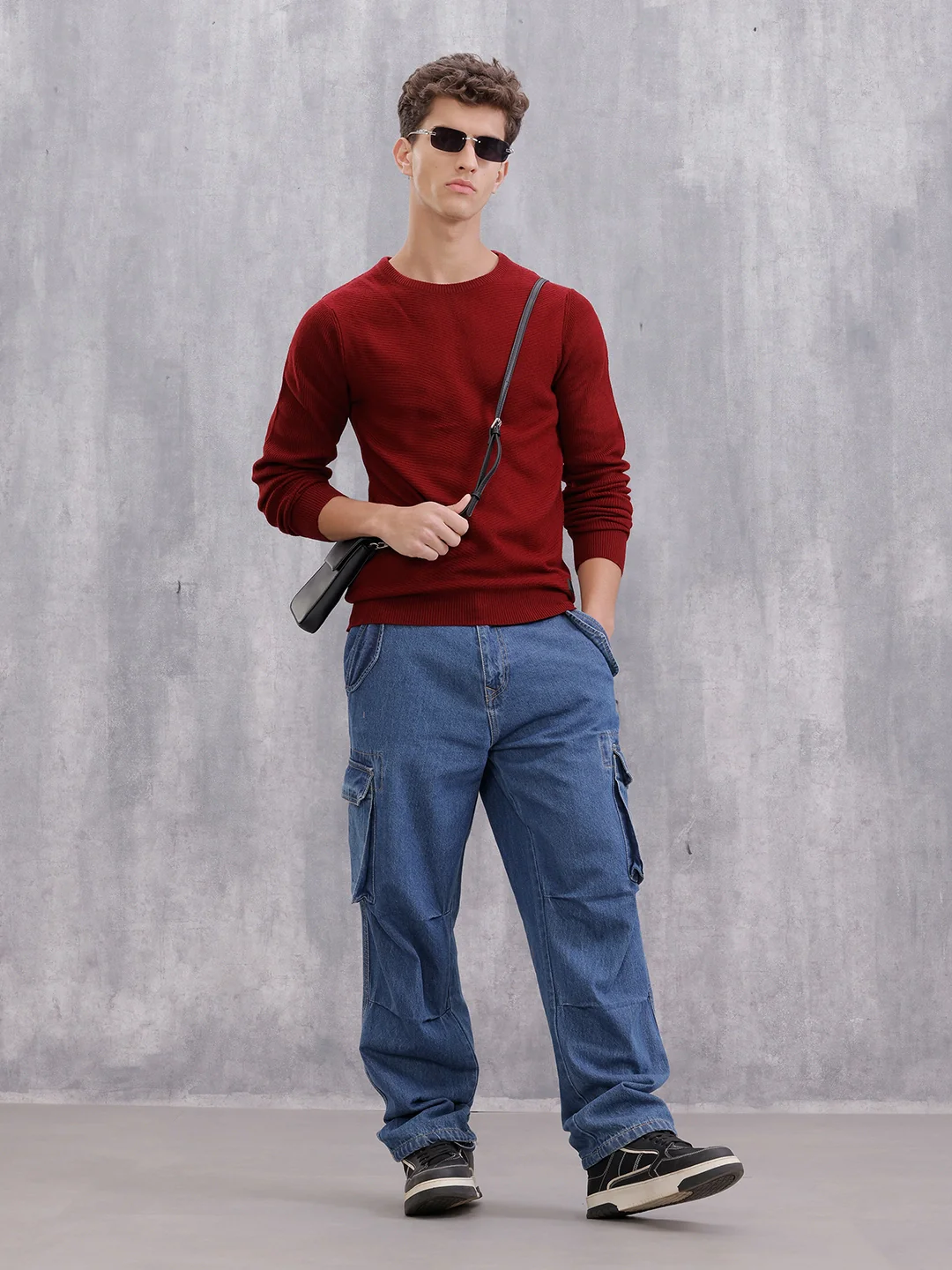 Solid Textured Pull Over | Maroon - Image 2