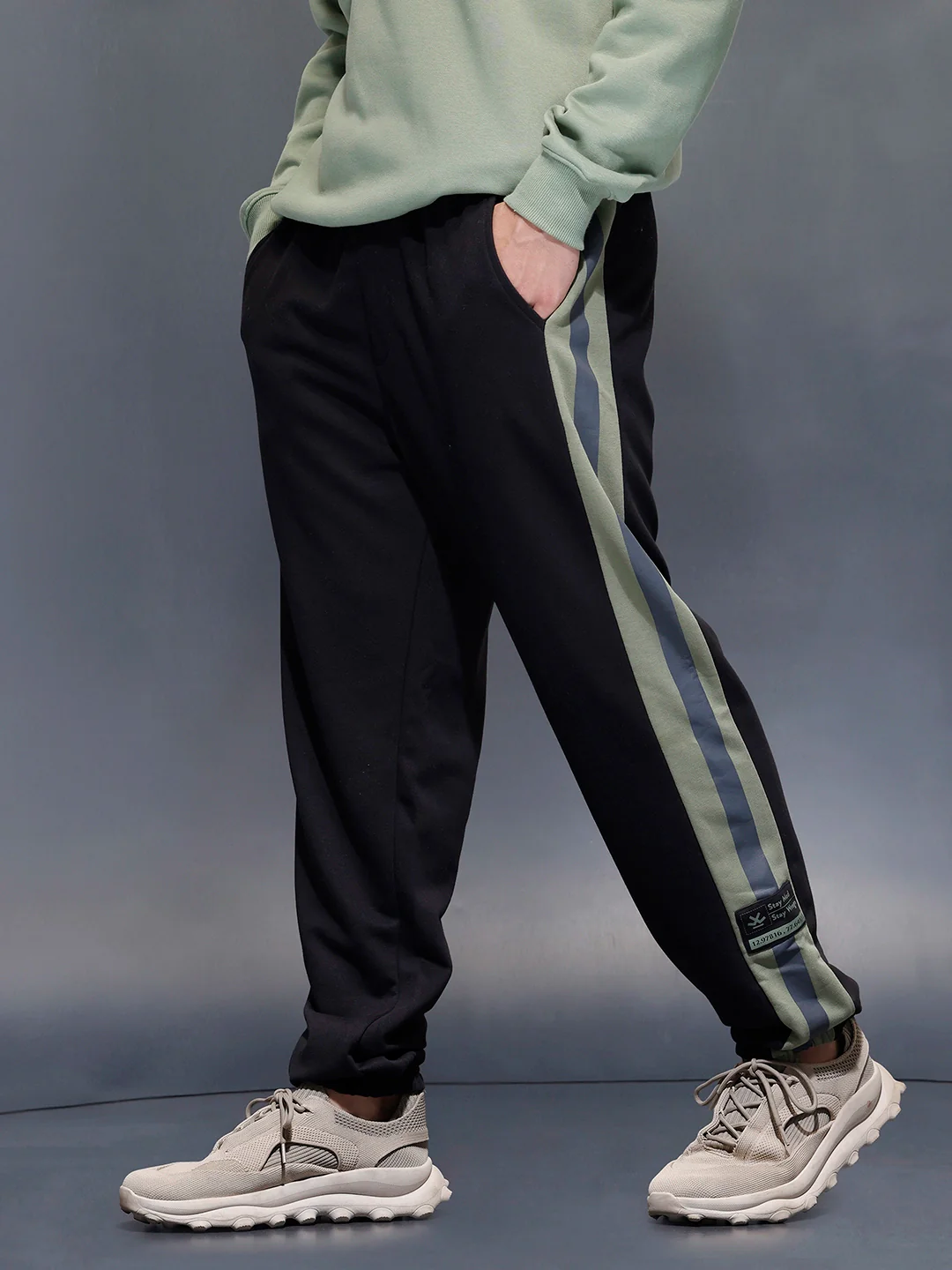 Sport Edge Sideband Joggers | Black