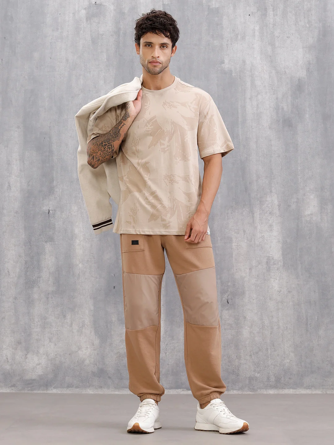 Tonal Colourblock Comfort Fit Jogger | Brown - Image 2