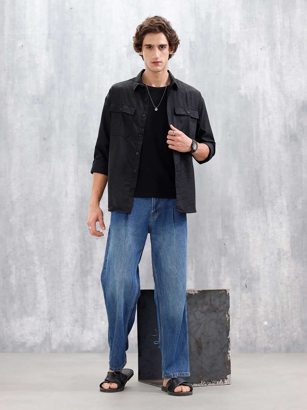 Wrogn Oversized Double Pocket Textured Shirt For Men's | Black - Image 2